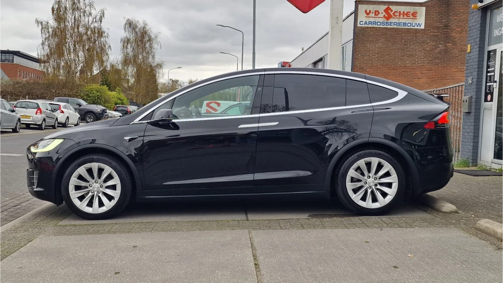 Tesla Model X – foto 3