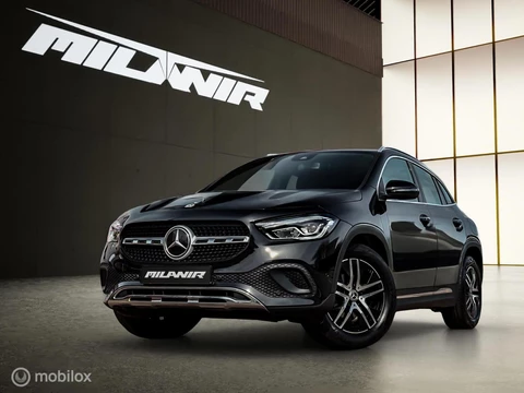 Mercedes GLA-klasse 180 Luxury Line |Sfeer |Leder |Camera