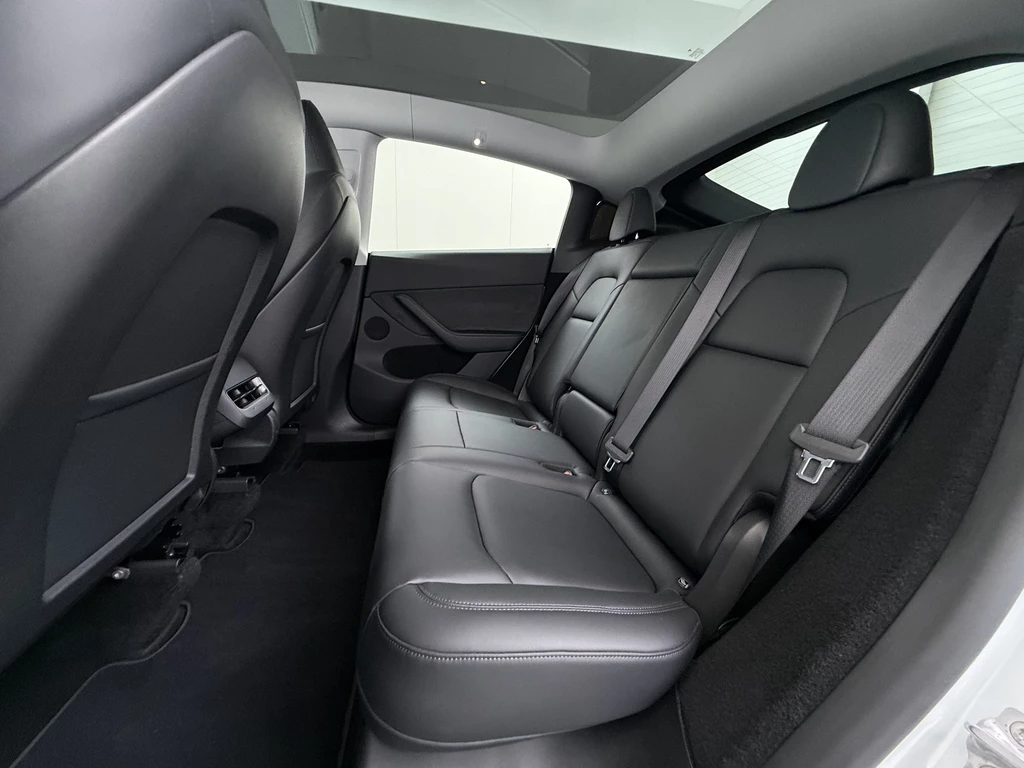 Tesla Model Y – foto 16