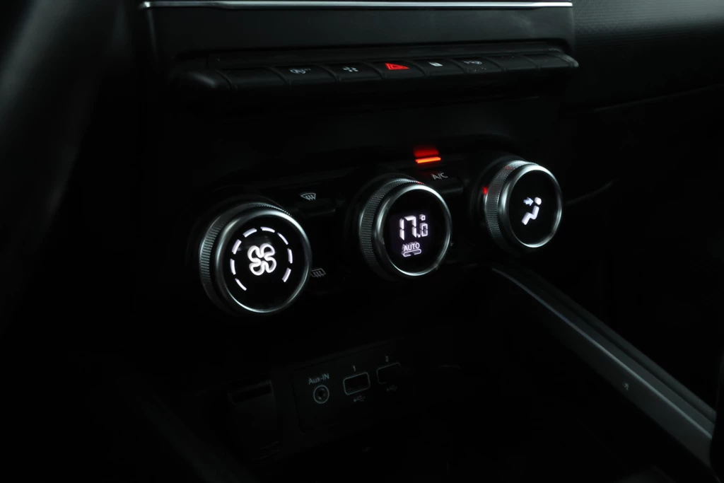 Renault Clio – foto 24