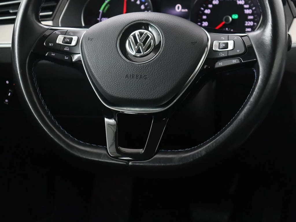 Volkswagen Passat – foto 9