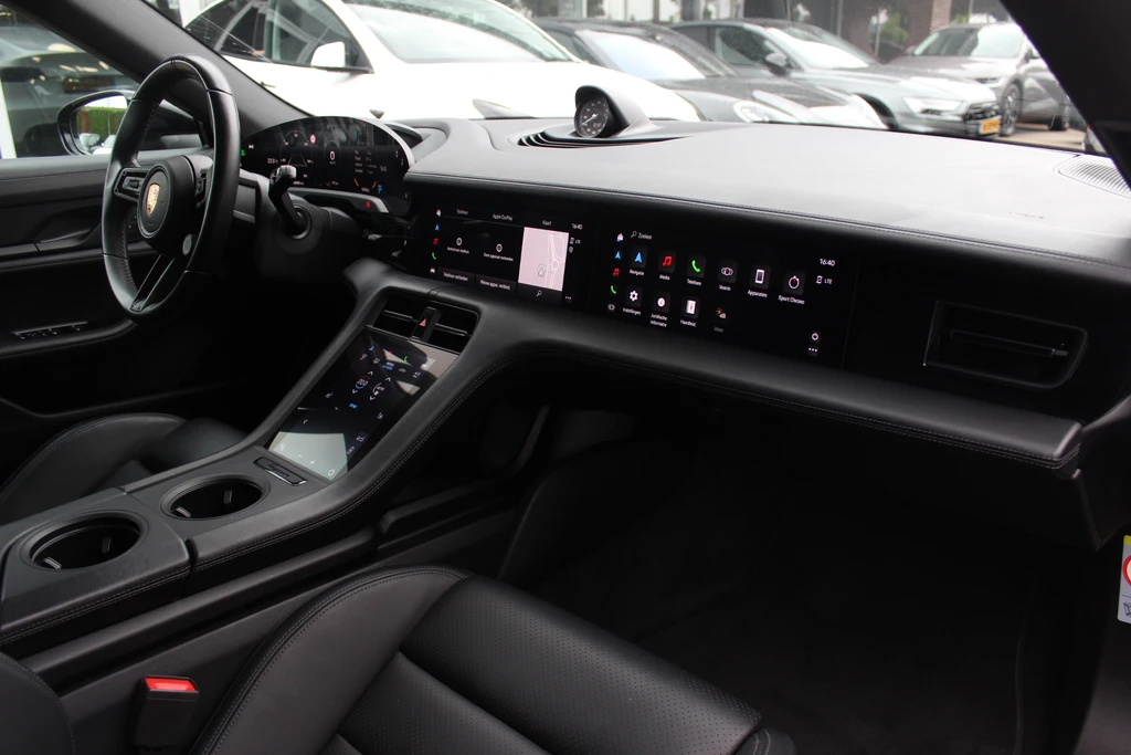 Porsche Taycan – foto 16
