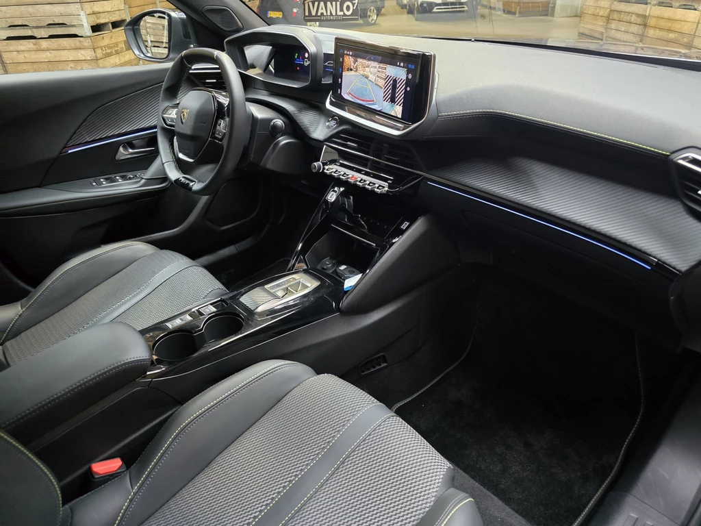 Peugeot e-2008 – foto 13