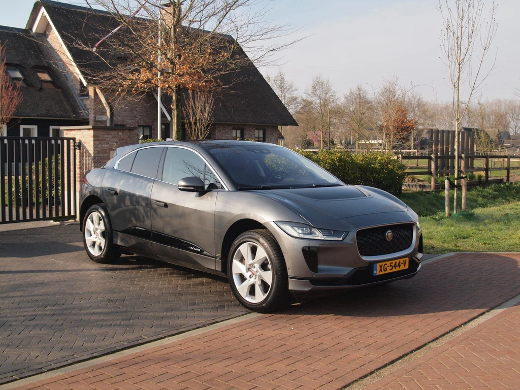 Jaguar I-PACE – foto 10