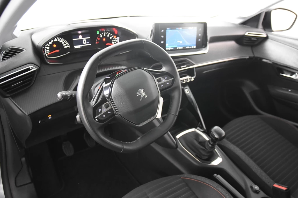 Peugeot 208 – foto 15