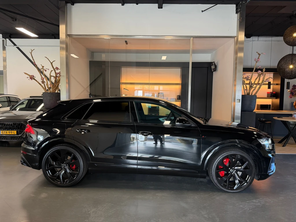 Audi Q8 – foto 12