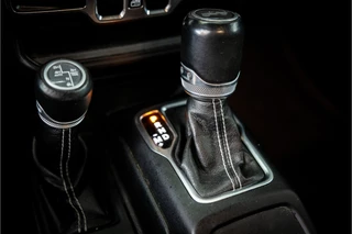 Jeep Wrangler – thumbnail 15