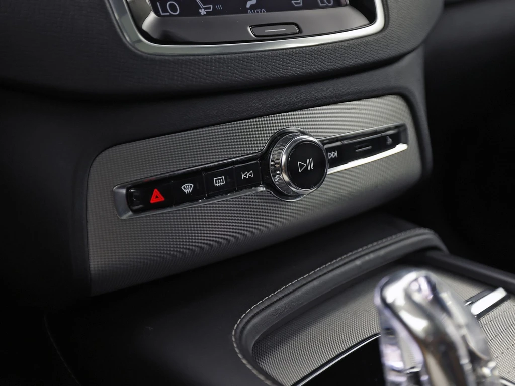 Volvo XC90 – foto 12