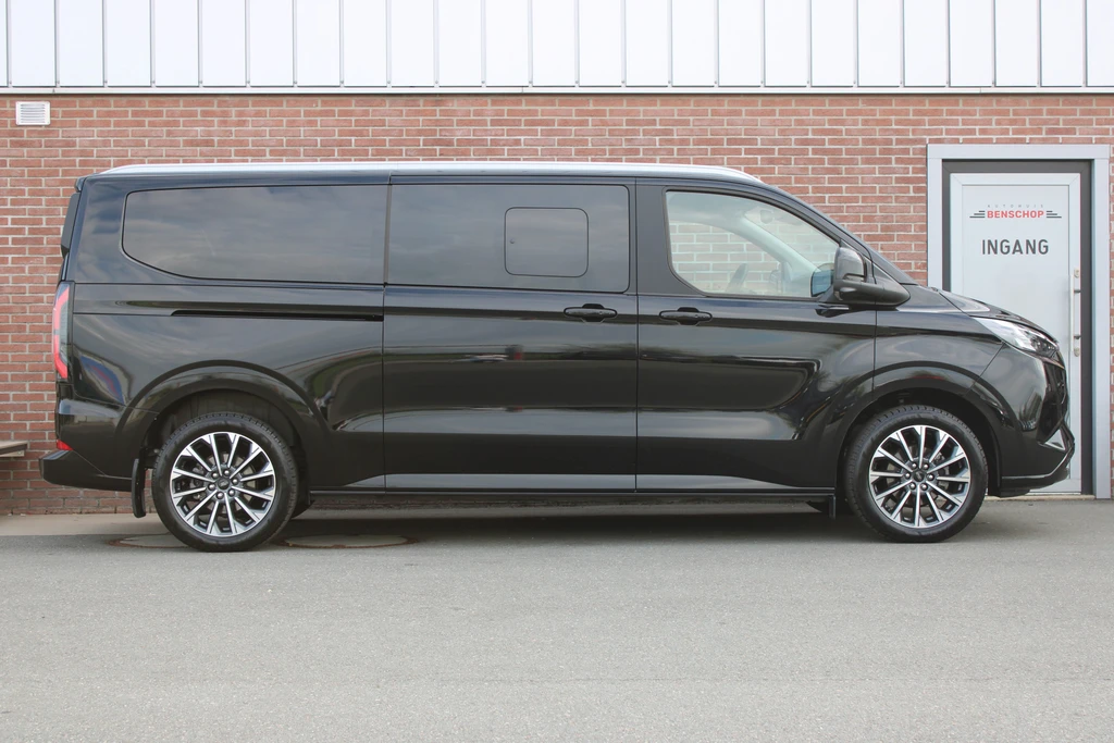 Ford Tourneo Custom – foto 8
