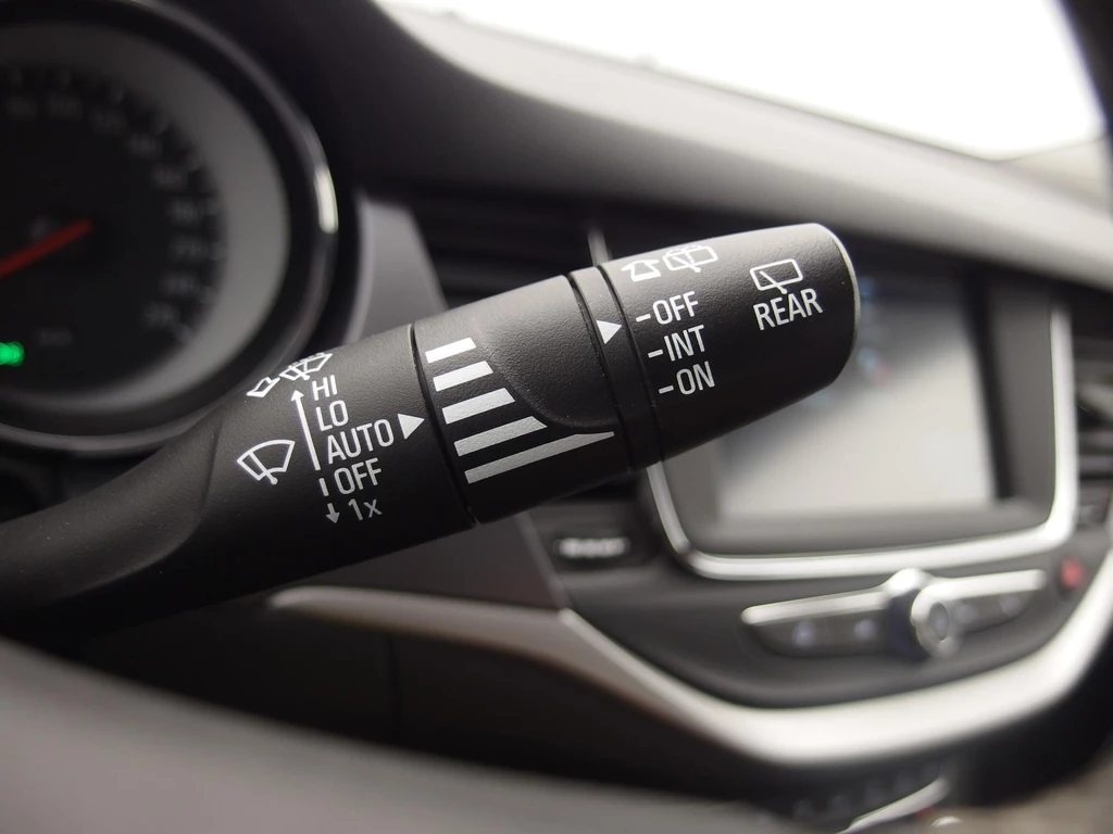 Opel Astra – foto 30