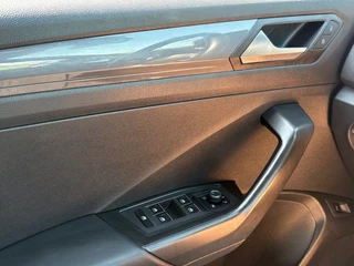 Volkswagen T-Roc – thumbnail 21