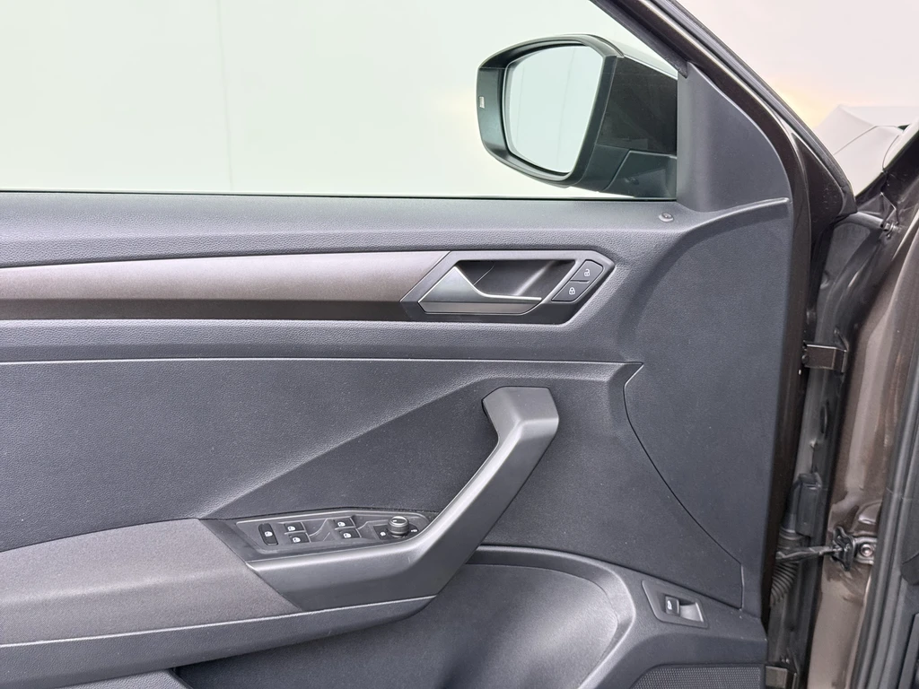 Volkswagen T-Roc – foto 27