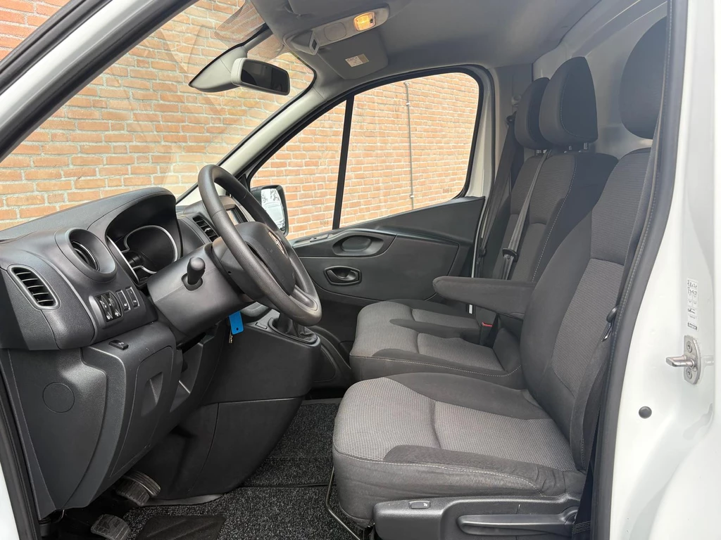 Renault Trafic – foto 12