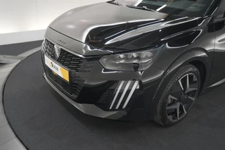 Peugeot 208 – thumbnail 1
