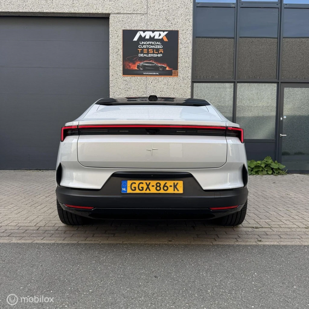 Polestar 4 – foto 4