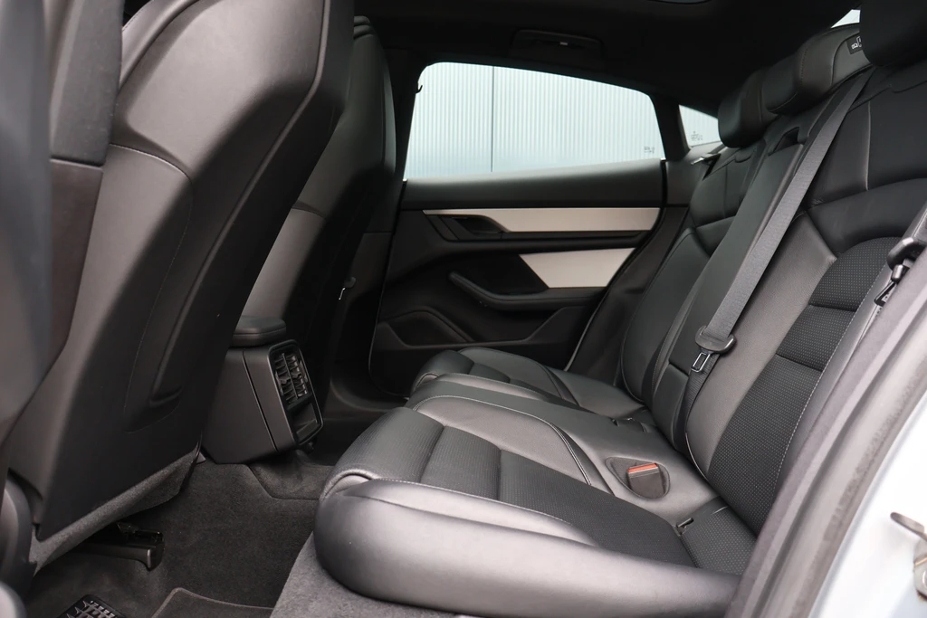 Porsche Taycan – foto 11