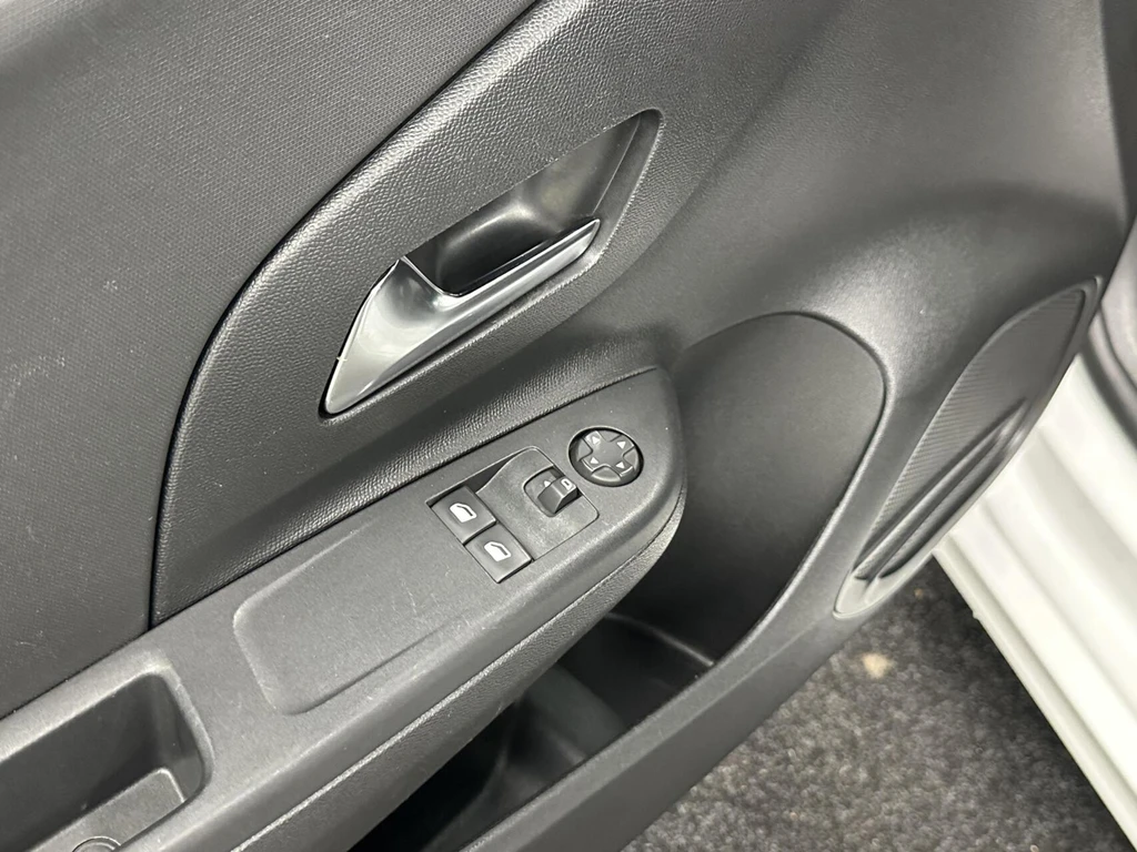 Opel Corsa – foto 16