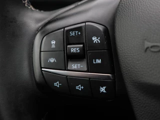 Ford Kuga – thumbnail 24
