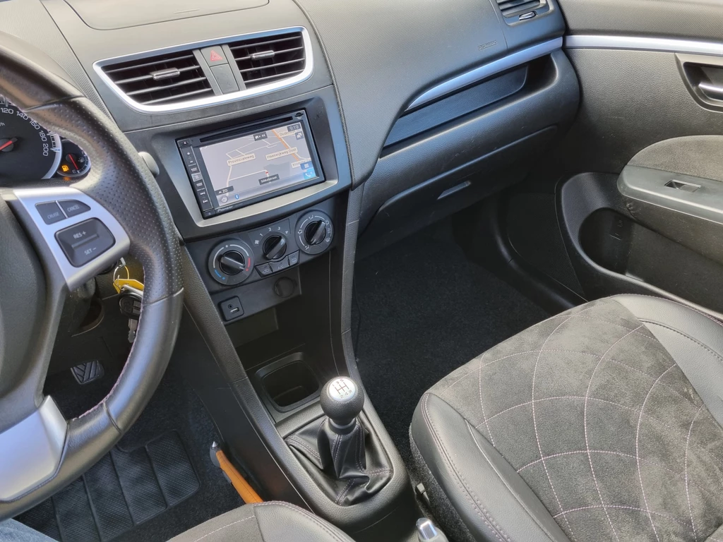 Suzuki Swift – foto 26