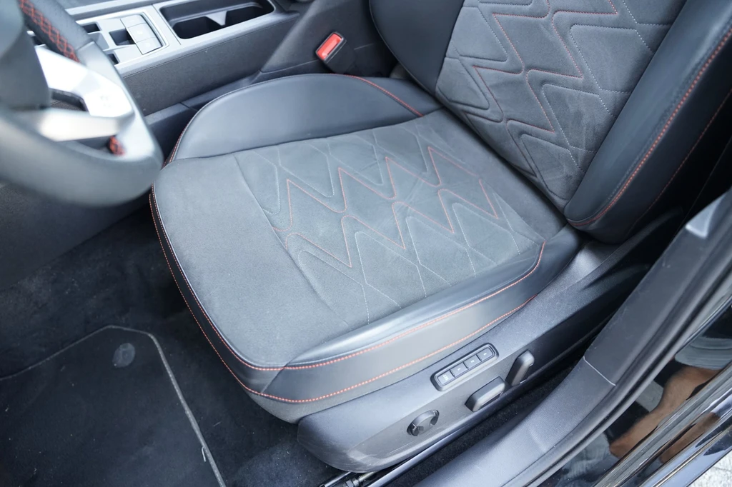 SEAT Leon – foto 11