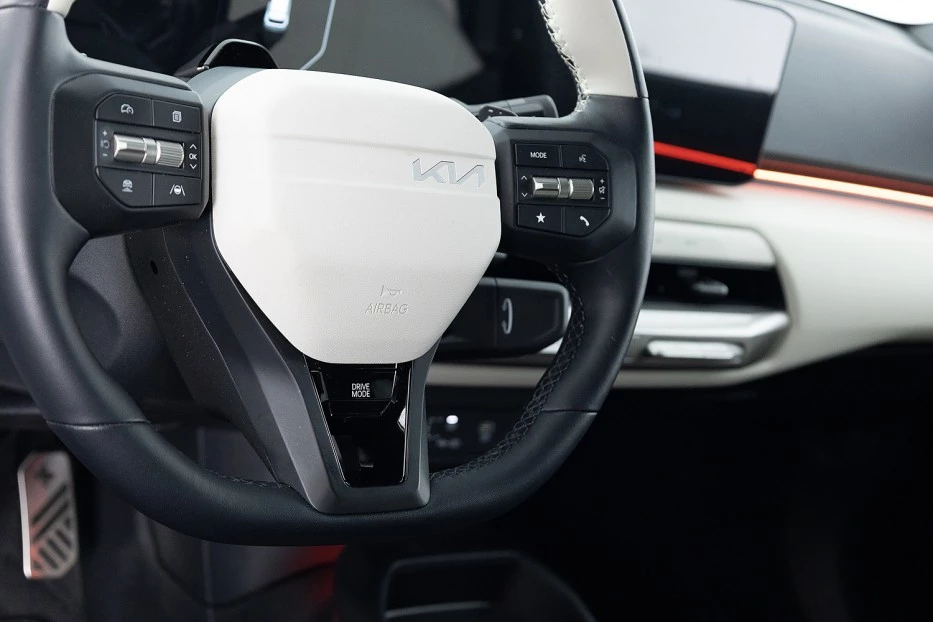Kia EV4 – foto 18