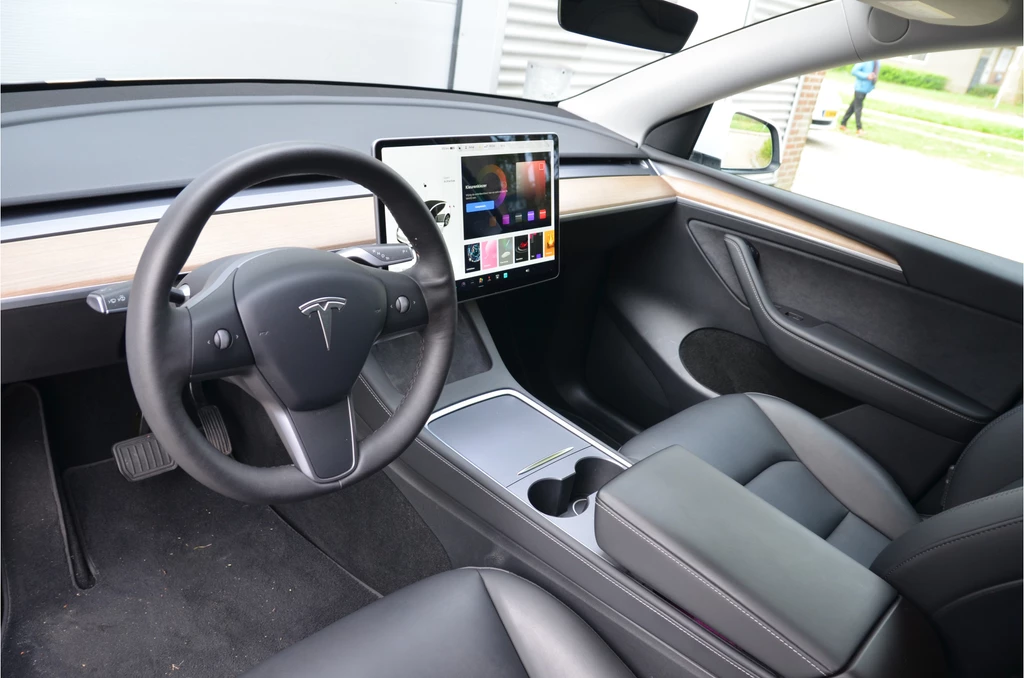 Tesla Model Y – foto 10