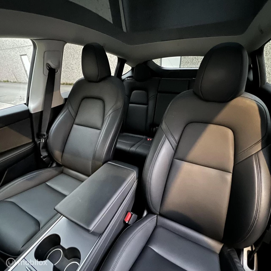 Tesla Model Y – foto 9