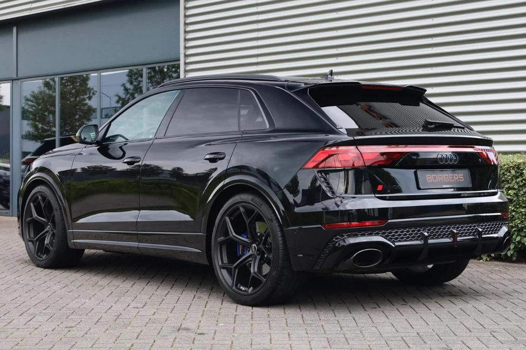Audi RSQ8 – foto 7