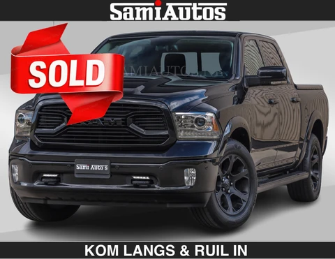Dodge Ram Pick-Up BLACK OPS | 5.7 V8 HEMI | OPEN UITLAAT KLEP | LUXE UITVOERING LARAMIE EDITION | CREW CAB DUBBELE CABINE | 5 PERSOONS | DC | LUXE BEDRIJFS AUTO | 4X4 | 3500 KG TREKVERMOGEN |