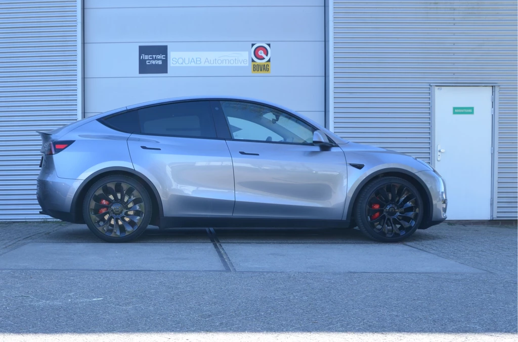 Tesla Model Y – foto 4