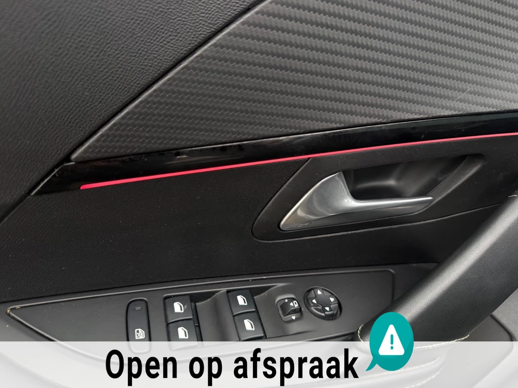 Peugeot 208 – foto 11