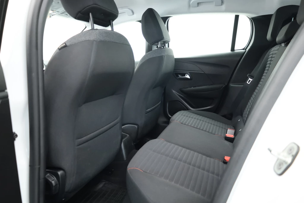 Peugeot 208 – foto 23