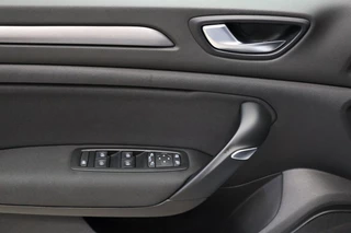 Renault Mégane Estate – thumbnail 14
