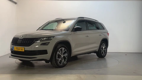 Skoda Kodiaq 1.5 TSI Sportline Business Camera Stoelverwarming Trekhaak Virtual Cockpit