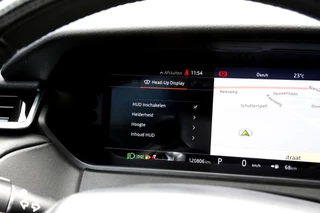 Land Rover Range Rover Velar – thumbnail 59