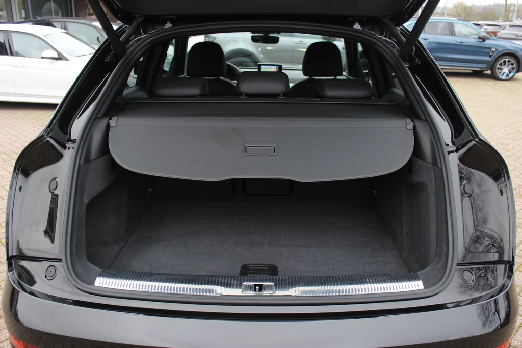 Audi Q3 – foto 17