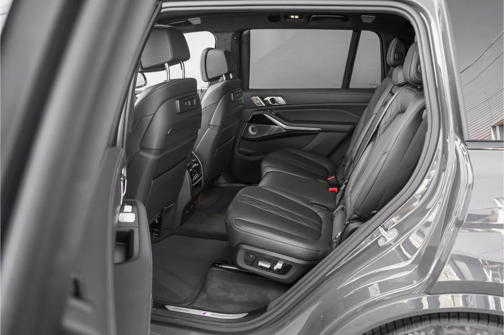 BMW X7 – foto 14