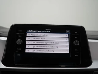 Volkswagen T-Roc – thumbnail 24