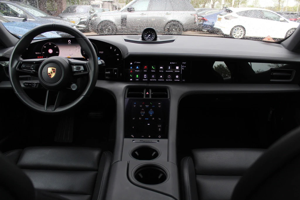 Porsche Taycan – foto 10