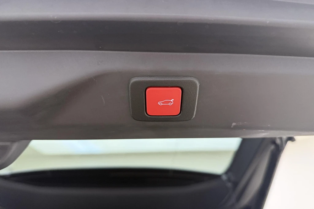 Peugeot e-3008 – foto 13
