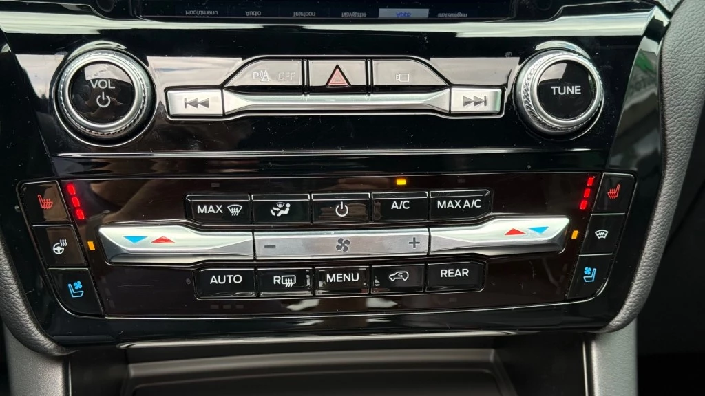 Ford Explorer – foto 12