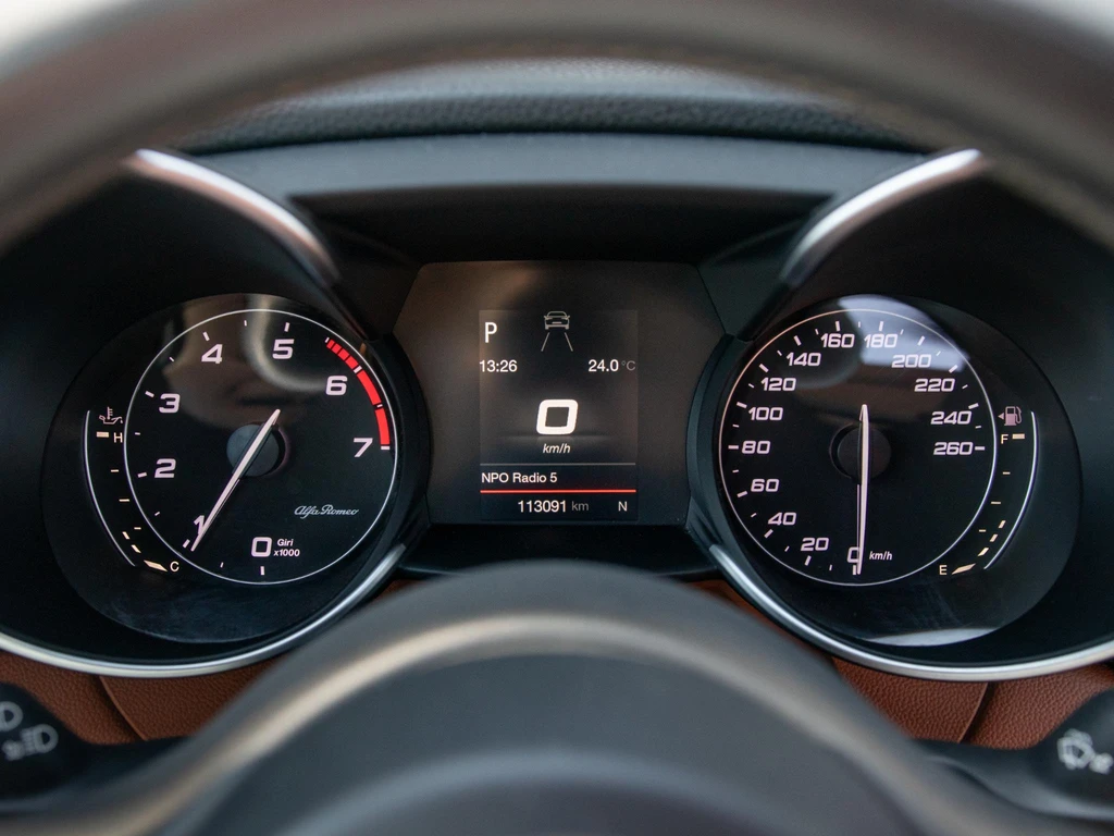 Alfa Romeo Giulia – foto 16