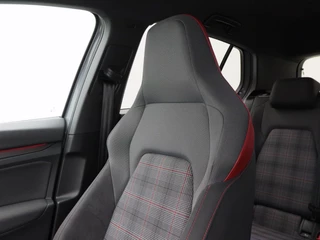 Volkswagen Golf – thumbnail 32