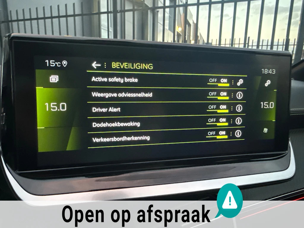Peugeot 208 – foto 13