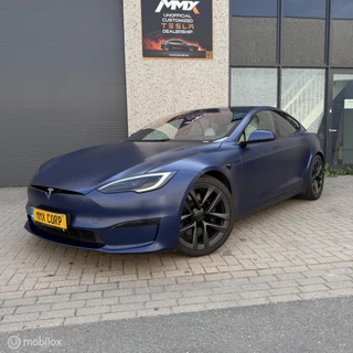 Tesla Model S – thumbnail 1