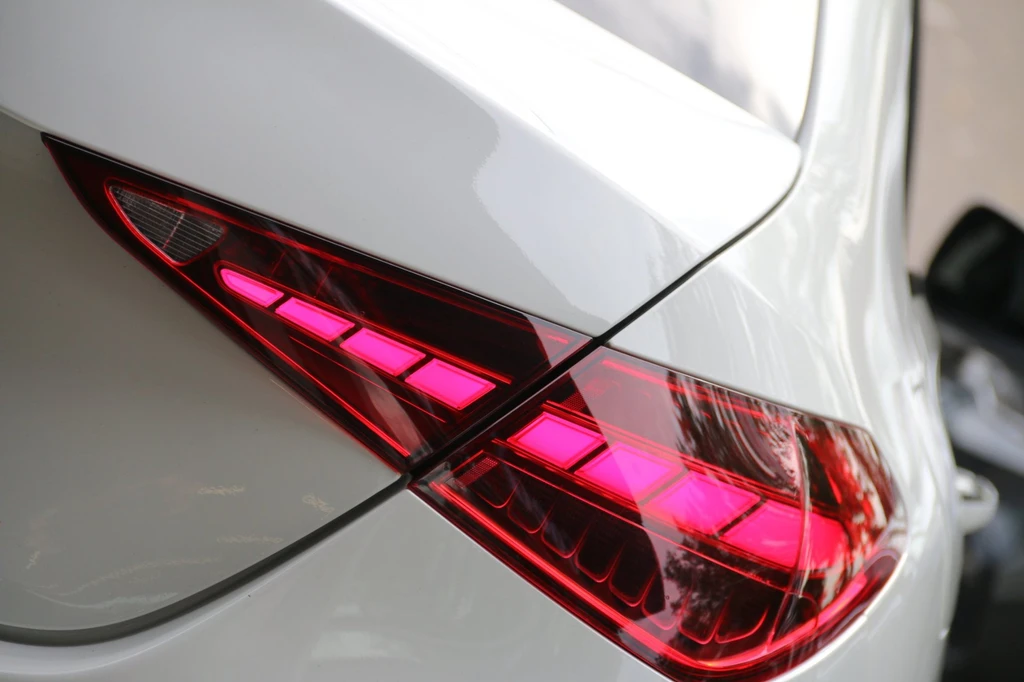 Mercedes-Benz C-Klasse – foto 8