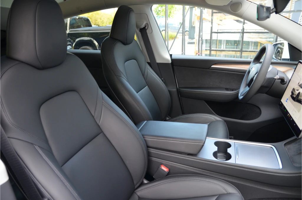 Tesla Model Y – foto 7
