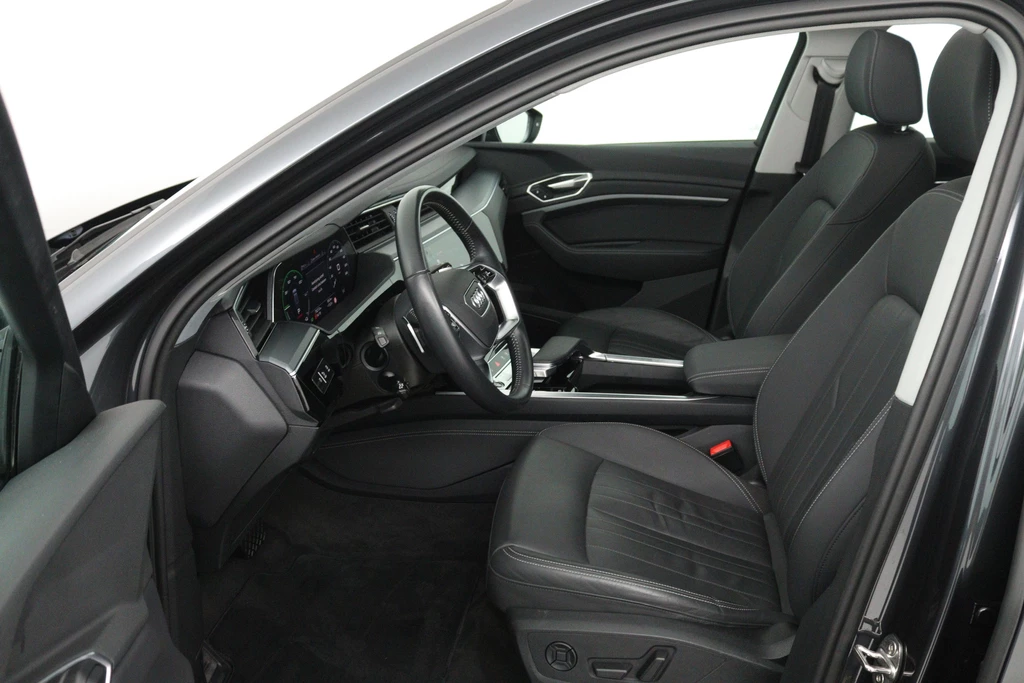 Audi e-tron – foto 22