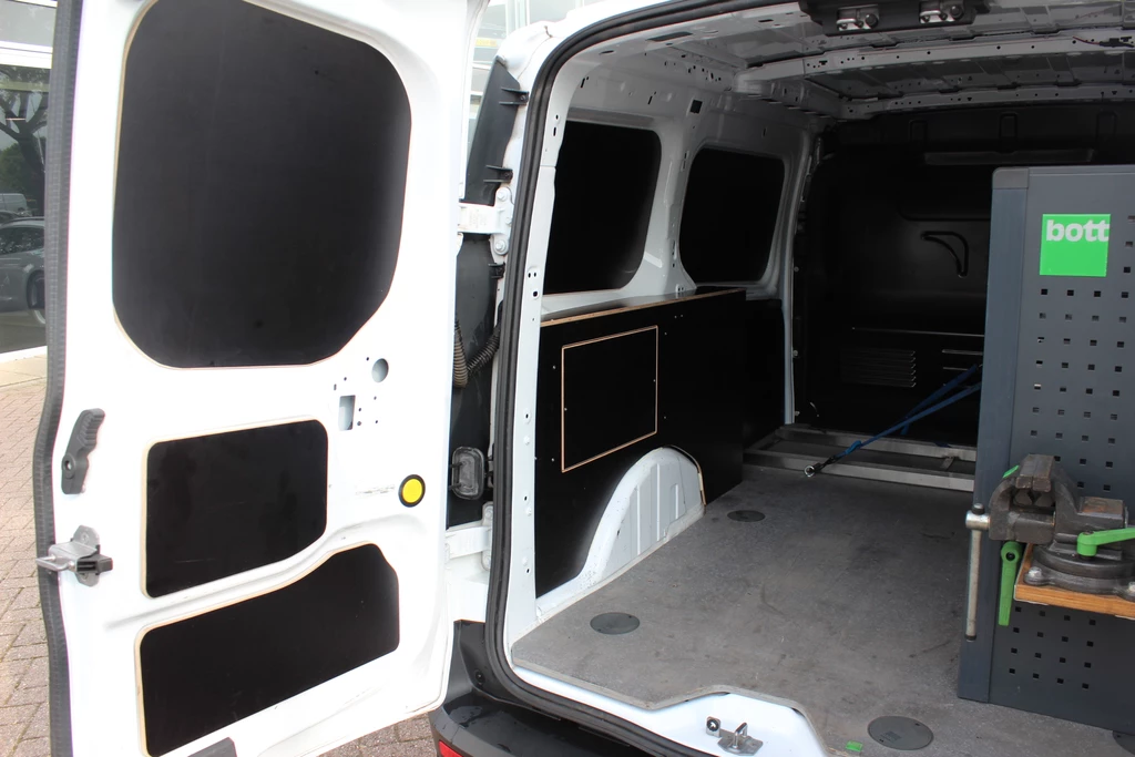 Ford Transit Connect – foto 18