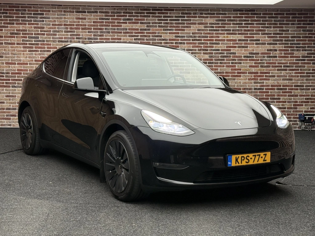 Tesla Model Y – foto 8